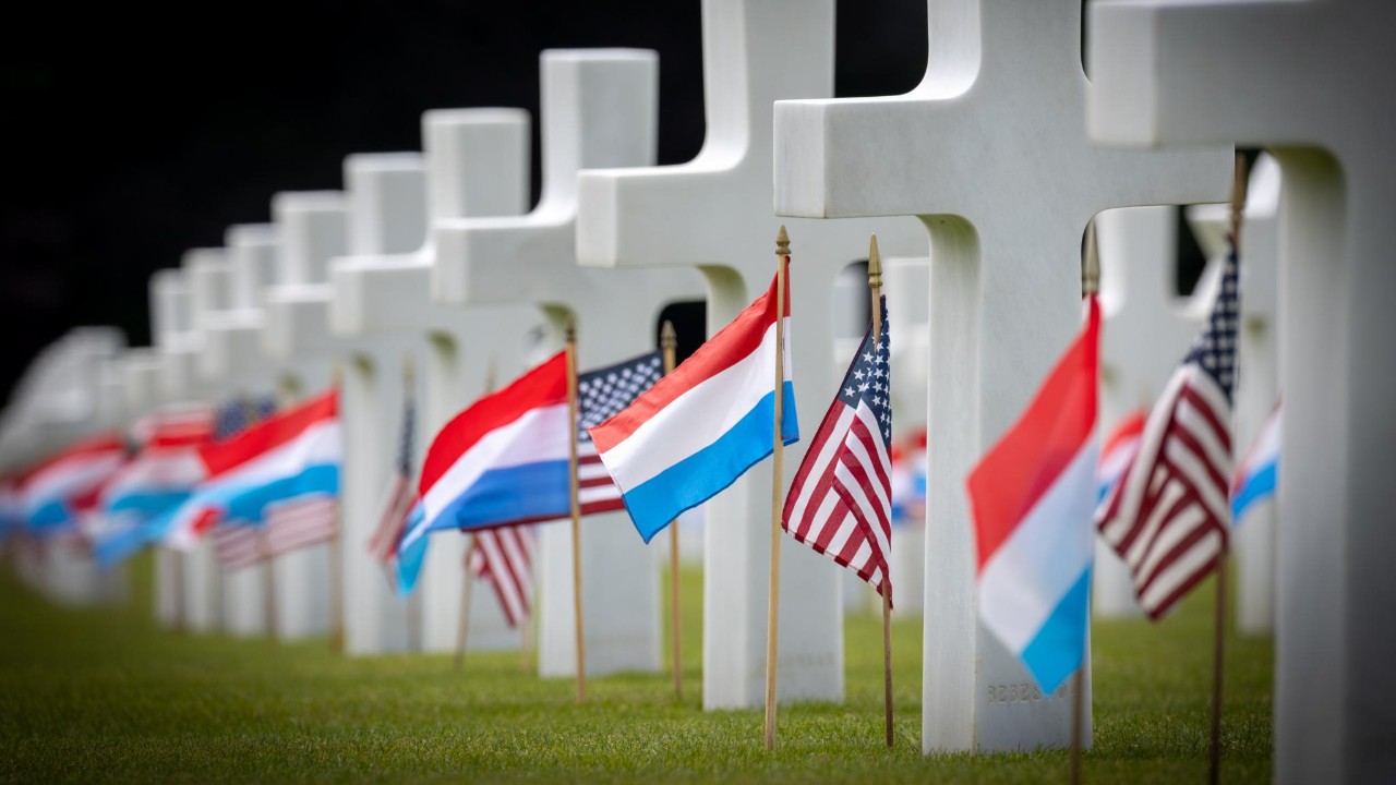 5.076 amerikanische Soldaten ruhen auf dem Soldatenfriedhof in Hamm in Frieden. 
