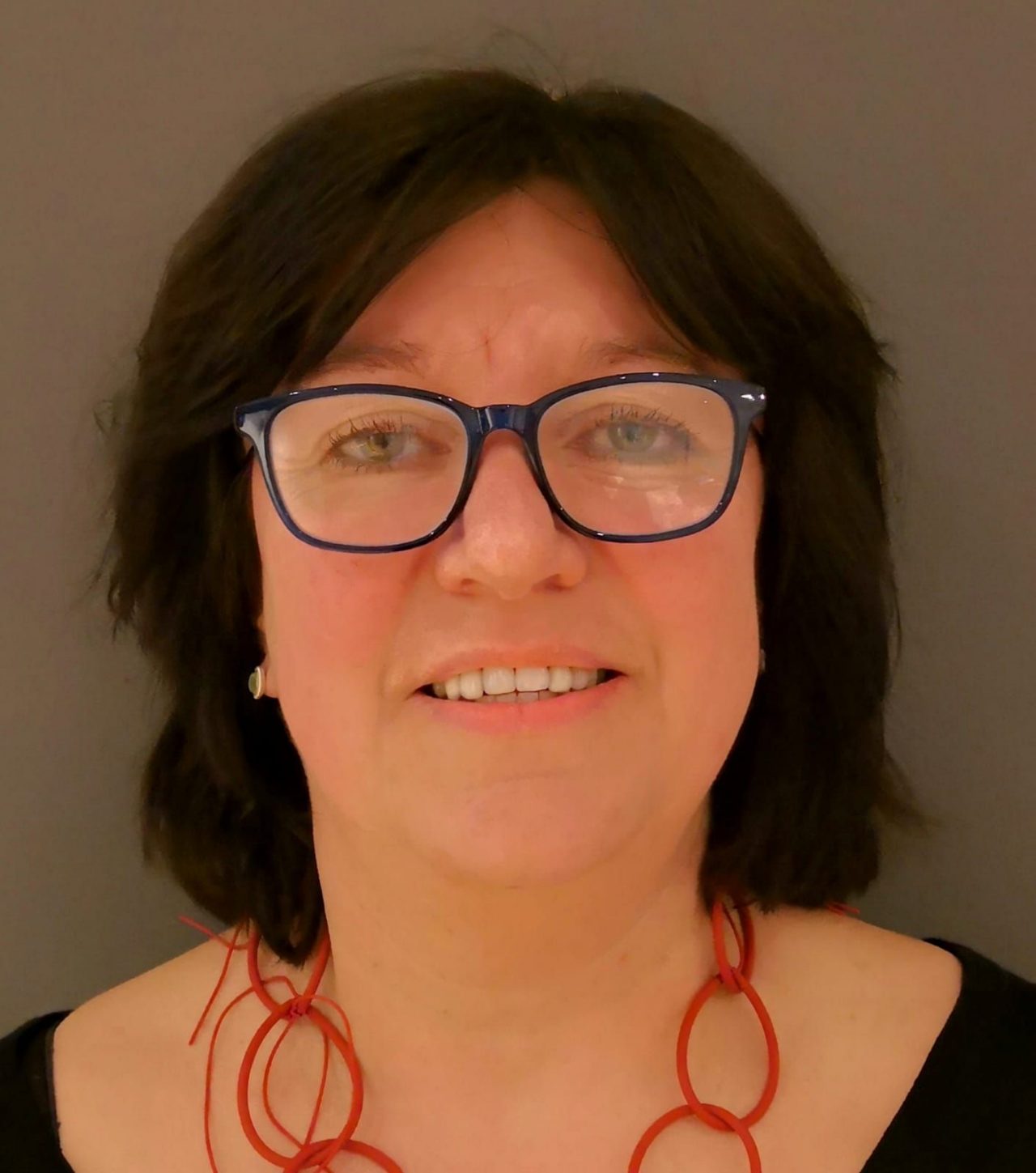 Maischi Tibesarts – Porträt der Autorin