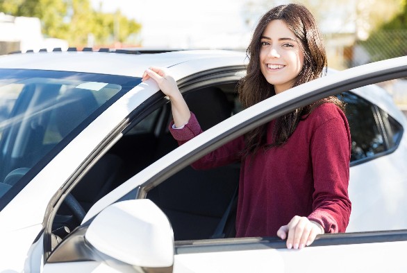 Carsharing – less cars, less costs and a better quality of life for all, that’s what the Ministry and both companies aim for.