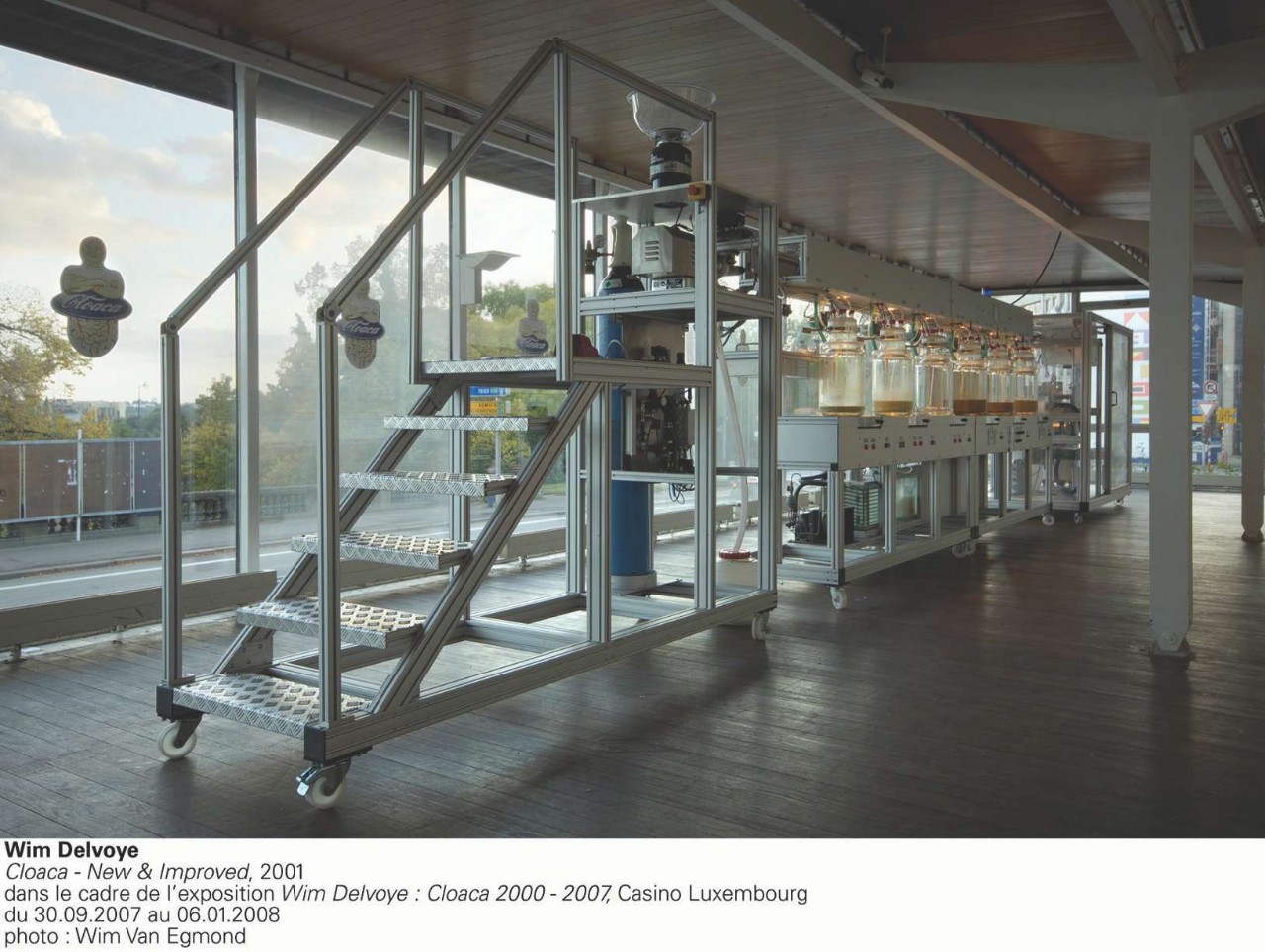 The sculpture exhibited at the Casino Luxembourg as part of the exhibition "Wim Delvoye: Cloaca 2000 - 2007" (2007/2008)