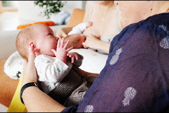 The midwives accompany the parents into a new phase of their lives.