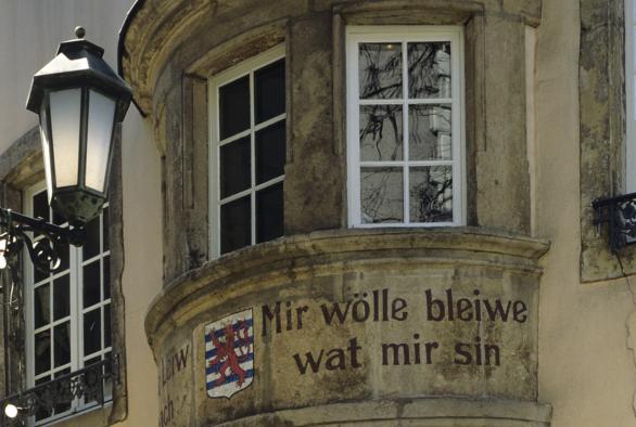 Inscription "Mir wölle bleiwe wat mir sin" (nous voulons rester ce que nous sommes)