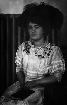 Women's streets - Lou Koster