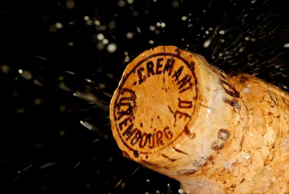 Crémant, Luxembourg's bubbly surprise, is served at many occasions, from wedding receptions and state dinners to game nights and late night chats among friends. 