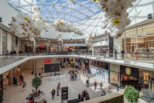 Cloche d'Or shopping centre
