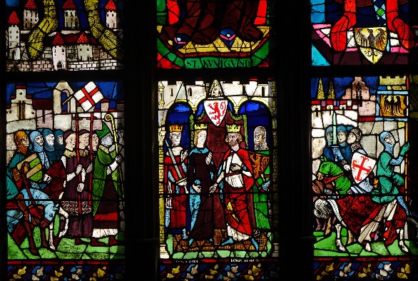 The stained glass windows date from the 19th and 20th centuries