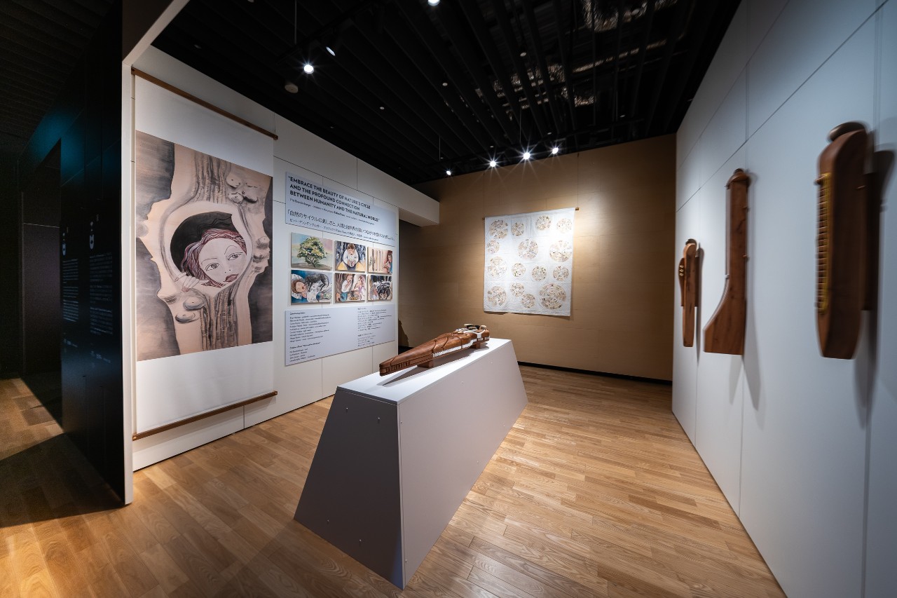 The ‘"Fallen Trees" exhibition, organised by Pitt Brandenburger, pays tribute to the beauty and essential role of trees and shrubs.