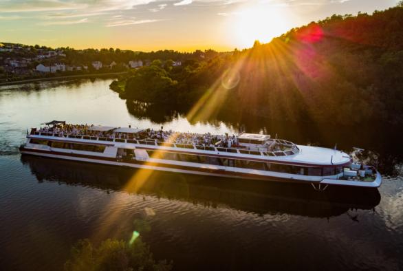 Dusk on the Moselle.