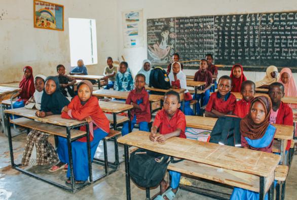 Elèves dans la salle de classe