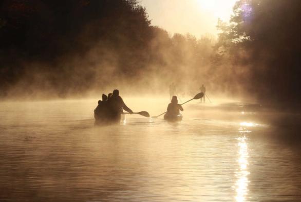 Si vous voulez découvrir le lac au petit matin, alors inscrivez-vous pour une randonnée en kayak "early-bird" pour bien commencer la journée. 